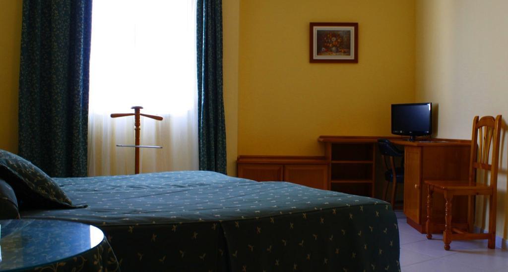 Hotel Villa Ducal Osuna Pokój zdjęcie